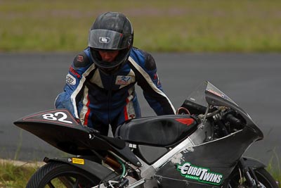 82;25-September-2010;Australia;Jordon-Zamora;Morgan-Park-Raceway;QLD;Queensland;Warwick;auto;motorbike;motorsport;racing;super-telephoto