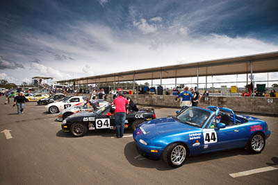 44;26-September-2010;Australia;Calum-Ballinger;Mazda-MX‒5;Mazda-MX5;Mazda-Miata;Morgan-Park-Raceway;Neil-Dedrie;QLD;Queensland;Warwick;auto;clouds;motorsport;racing;sky;wide-angle