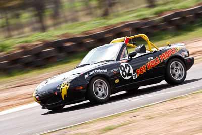 82;26-September-2010;Australia;Greg-Quince;Mazda-MX‒5;Mazda-MX5;Mazda-Miata;Morgan-Park-Raceway;QLD;Queensland;Warwick;auto;motorsport;racing;super-telephoto