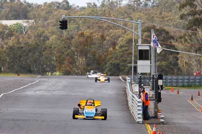 63;1985-CRD-852;26-September-2010;Australia;Bruce-McPhail;Morgan-Park-Raceway;QLD;Queensland;Warwick;auto;motorsport;racing;super-telephoto