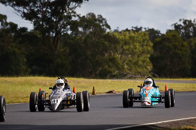 13;41;13;13-March-2011;Australia;CAMS-State-Championships;David-Bell;Formula-Vee;Morgan-Park-Raceway;Open-Wheeler;Pulse-Vescari;QLD;Queensland;RW-Polar;Ted-Sibley;Warwick;auto;motorsport;racing;super-telephoto