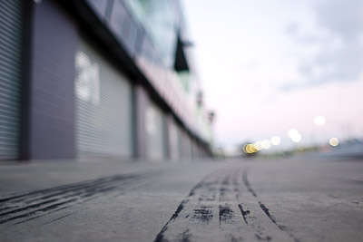 22-April-2011;28mm;Australia;Bathurst;Bathurst-Motor-Festival;Mt-Panorama;NSW;New-South-Wales;atmosphere;auto;morning;motorsport;pitlane;racing;wide-angle