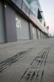 22-April-2011;28mm;Australia;Bathurst;Bathurst-Motor-Festival;Mt-Panorama;NSW;New-South-Wales;atmosphere;auto;morning;motorsport;pitlane;racing;wide-angle