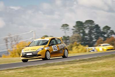 42;2010-Renault-Clio;22-April-2011;Australia;Bathurst;Bathurst-Motor-Festival;Les-Smith;Mt-Panorama;NSW;NSW-Road-Racing-Club;New-South-Wales;Regularity;auto;motorsport;racing;telephoto