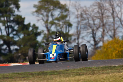 3;22-April-2011;3;Australia;Bathurst;Bathurst-Motor-Festival;Formula-Ford;Mt-Panorama;NSW;New-South-Wales;Open-Wheeler;Tom-Tweedie;Van-Diemen-RF86;auto;motorsport;racing;super-telephoto