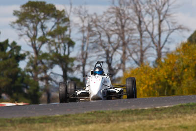 31;22-April-2011;31;Australia;Bathurst;Bathurst-Motor-Festival;Formula-Ford;Mt-Panorama;NSW;New-South-Wales;Open-Wheeler;Ryan-Campbell;Van-Diemen-RF00;auto;motorsport;racing;super-telephoto