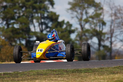 16;16;22-April-2011;Australia;Bathurst;Bathurst-Motor-Festival;Formula-Ford;Mt-Panorama;NSW;New-South-Wales;Open-Wheeler;Rob-Storey;Spirit-WL07;auto;motorsport;racing;super-telephoto