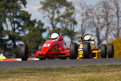 6;22-April-2011;6;Australia;Bathurst;Bathurst-Motor-Festival;Formula-Ford;Mt-Panorama;NSW;New-South-Wales;Open-Wheeler;Richard-Lihou;Van-Diemen-RF04;auto;motorsport;racing;super-telephoto