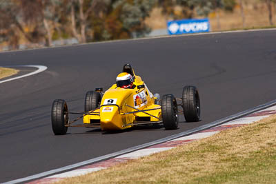 9;22-April-2011;9;Australia;Bathurst;Bathurst-Motor-Festival;Bob-Power;Formula-Ford;Mt-Panorama;NSW;New-South-Wales;Open-Wheeler;Van-Diemen-RF04;auto;motorsport;racing;super-telephoto
