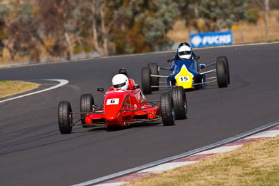 6;22-April-2011;6;Australia;Bathurst;Bathurst-Motor-Festival;Formula-Ford;Mt-Panorama;NSW;New-South-Wales;Open-Wheeler;Richard-Lihou;Van-Diemen-RF04;auto;motorsport;racing;super-telephoto
