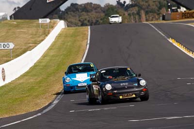 930;22-April-2011;930;Australia;Bathurst;Bathurst-Motor-Festival;David-Felstead;Mt-Panorama;NSW;New-South-Wales;Porsche-930;Porsche-Club-NSW;auto;motorsport;racing