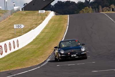 28;22-April-2011;Australia;Bathurst;Bathurst-Motor-Festival;Daryl-Head;Mt-Panorama;NSW;New-South-Wales;Porsche-911;Porsche-Club-NSW;auto;motorsport;racing