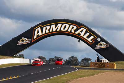 98;22-April-2011;Alan-Langworthy;Australia;Bathurst;Bathurst-Motor-Festival;Chris-Langworthy;Commodore-Cup;Holden-Commodore-VH;Mt-Panorama;NSW;New-South-Wales;auto;motorsport;racing