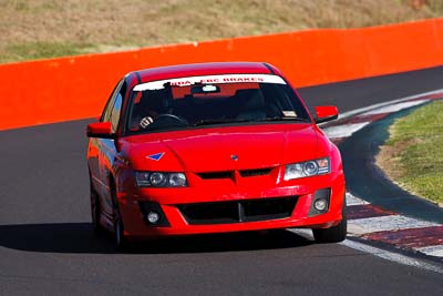 38;2005-HSV-Clubsport;23-April-2011;38;Australia;Bathurst;Bathurst-Motor-Festival;Mt-Panorama;NSW;NSW-Road-Racing-Club;New-South-Wales;Regularity;Vaughan-Blore;auto;motorsport;racing