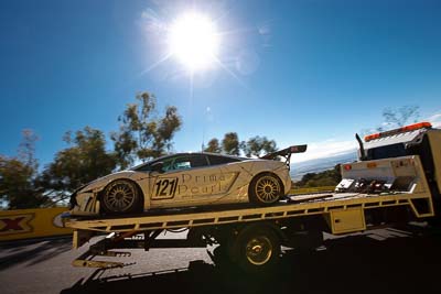 121;121;23-April-2011;Australia;Bathurst;Bathurst-Motor-Festival;Lamborghini-Gallardo;Mt-Panorama;NSW;New-South-Wales;Production-Sports-Cars;Ross-Zampatti;auto;motorsport;racing;sky;sun;tow-truck;wide-angle