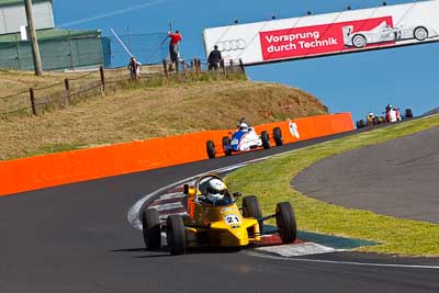 21;21;23-April-2011;Australia;Bathurst;Bathurst-Motor-Festival;Bruin-Beasley;Formula-Ford;Mt-Panorama;NSW;New-South-Wales;Open-Wheeler;Van-Diemen-RF86;auto;motorsport;racing