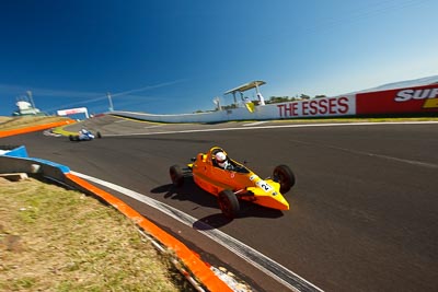 21;21;23-April-2011;Australia;Bathurst;Bathurst-Motor-Festival;Bruin-Beasley;Formula-Ford;Mt-Panorama;NSW;New-South-Wales;Open-Wheeler;Van-Diemen-RF86;auto;motorsport;racing;sky;wide-angle