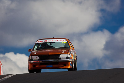 14;14;23-April-2011;Australia;Bathurst;Bathurst-Motor-Festival;Commodore-Cup;David-Ling;Holden-Commodore-VH;Mt-Panorama;NSW;New-South-Wales;Steven-Ling;auto;motorsport;racing;super-telephoto