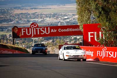 20;20;23-April-2011;Alan-Taylor;Australia;Bathurst;Bathurst-Motor-Festival;Mt-Panorama;NSW;New-South-Wales;Porsche-968-CS;Porsche-Club-NSW;auto;motorsport;racing;telephoto