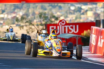 20;20;23-April-2011;Australia;Bathurst;Bathurst-Motor-Festival;Formula-Ford;Gavin-Dumas;Mt-Panorama;Mygale-2007;NSW;New-South-Wales;Open-Wheeler;auto;motorsport;racing;super-telephoto