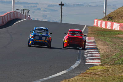 42;71;24-April-2011;71;Aussie-Racing-Cars;Australia;Bathurst;Bathurst-Motor-Festival;Mt-Panorama;NSW;New-South-Wales;Shane-Sullivan;Trent-Young;auto;motorsport;racing;super-telephoto