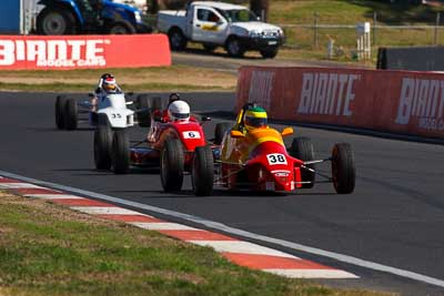 38;24-April-2011;38;Australia;Bathurst;Bathurst-Motor-Festival;Formula-Ford;Mt-Panorama;NSW;New-South-Wales;Open-Wheeler;Ross-Firth;Van-Diemen-RF88;auto;motorsport;racing;super-telephoto