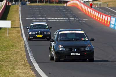 33;2002-Renault-Clio-Sport;24-April-2011;33;Australia;Bathurst;Bathurst-Motor-Festival;Mt-Panorama;NSW;NSW-Road-Racing-Club;Nathan-Whitteron;New-South-Wales;Regularity;auto;motorsport;racing;super-telephoto
