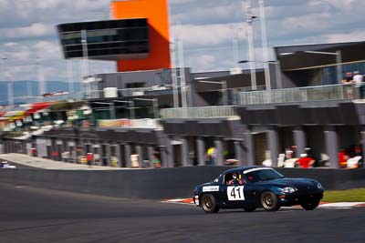 41;1998-Mazda-MX‒5;24-April-2011;Australia;Bathurst;Bathurst-Motor-Festival;Mazda-MX5;Mazda-Miata;Mt-Panorama;NSW;NSW-Road-Racing-Club;New-South-Wales;Regularity;Tony-King;auto;motorsport;racing