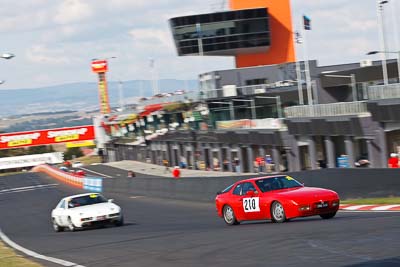 210;210;24-April-2011;Australia;Bathurst;Bathurst-Motor-Festival;Eric-van-Dyk;Mt-Panorama;NSW;New-South-Wales;Porsche-944-S2;Porsche-Club-NSW;auto;motorsport;racing