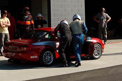 14;14;24-April-2011;Australia;Bathurst;Bathurst-Motor-Festival;Daniel-Deckers;Greg-Tasker;Mazda-MX‒5;Mazda-MX5;Mazda-Miata;Mt-Panorama;NSW;New-South-Wales;Production-Sports-Cars;atmosphere;auto;motorsport;pitlane;racing