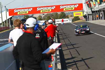 36;24-April-2011;36;Australia;Bathurst;Bathurst-Motor-Festival;Matthew-Turnbull;Michael-Garner;Mt-Panorama;NSW;New-South-Wales;Porsche-996-GT3;Production-Sports-Cars;atmosphere;auto;motorsport;pitlane;racing