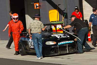 24;24;24-April-2011;Australia;Bathurst;Bathurst-Motor-Festival;Brian-Ferrabee;David-Barram;Mazda-MX‒5-SP;Mazda-MX5;Mazda-Miata;Mt-Panorama;NSW;New-South-Wales;Production-Sports-Cars;atmosphere;auto;motorsport;pitlane;racing