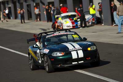 98;24-April-2011;Australia;Bathurst;Bathurst-Motor-Festival;Matilda-Mravicic;Mazda-MX‒5-SP;Mazda-MX5;Mazda-Miata;Mt-Panorama;NSW;New-South-Wales;Nick-Martinenko;Production-Sports-Cars;atmosphere;auto;motorsport;pitlane;racing