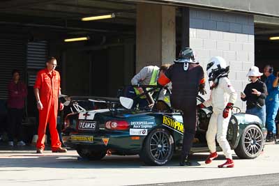 98;24-April-2011;Australia;Bathurst;Bathurst-Motor-Festival;Matilda-Mravicic;Mazda-MX‒5-SP;Mazda-MX5;Mazda-Miata;Mt-Panorama;NSW;New-South-Wales;Nick-Martinenko;Production-Sports-Cars;Russell-Windebank;atmosphere;auto;motorsport;pitlane;racing