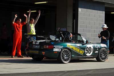 98;24-April-2011;Australia;Bathurst;Bathurst-Motor-Festival;Matilda-Mravicic;Mazda-MX‒5-SP;Mazda-MX5;Mazda-Miata;Mt-Panorama;NSW;New-South-Wales;Nick-Martinenko;Production-Sports-Cars;Russell-Windebank;atmosphere;auto;motorsport;pitlane;racing