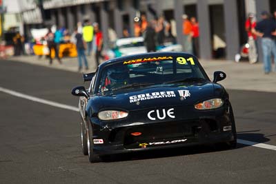 91;24-April-2011;Australia;Bathurst;Bathurst-Motor-Festival;David-Raddatz;Mazda-MX‒5;Mazda-MX5;Mazda-Miata;Mt-Panorama;NSW;New-South-Wales;Production-Sports-Cars;Robert-Hay;atmosphere;auto;motorsport;pitlane;racing