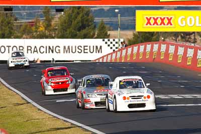 2;34;2;24-April-2011;34;Aussie-Racing-Cars;Australia;Bathurst;Bathurst-Motor-Festival;Brad-Ward;Mark-Duckworth;Mt-Panorama;NSW;New-South-Wales;auto;motorsport;racing;super-telephoto