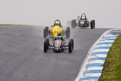 33;26-November-2011;33;Australia;Brett-MacLennan;Formula-Vee;Island-Magic;Melbourne;Open-Wheeler;PIARC;Phillip-Island;Sabre-02;VIC;Victoria;auto;motorsport;racing;rain;super-telephoto;wet