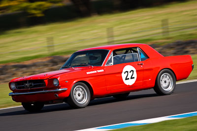 22;22;27-November-2011;Australia;Bill-Trengrove;Ford-Mustang;Historic-Touring-Cars;Island-Magic;Melbourne;PIARC;Phillip-Island;VIC;Victoria;auto;classic;motorsport;racing;super-telephoto;vintage