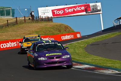 16;16;24-February-2012;Australia;Bathurst;Bathurst-12-Hour;Harley-Phelan;Holden-Commodore-VT;Mt-Panorama;NSW;New-South-Wales;Saloon-Cars;auto;endurance;motorsport;racing;telephoto