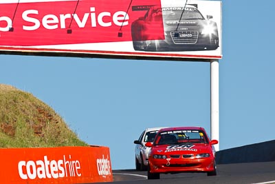 3;24-February-2012;3;Australia;Bathurst;Bathurst-12-Hour;Dion-Panizza;Holden-Commodore-VT;Mt-Panorama;NSW;New-South-Wales;Saloon-Cars;auto;endurance;motorsport;racing;super-telephoto