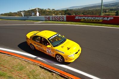 31;24-February-2012;31;Australia;Bathurst;Bathurst-12-Hour;Holden-Commodore-VT;Mt-Panorama;NSW;New-South-Wales;Robert-Lonie;Saloon-Cars;auto;endurance;motorsport;racing;wide-angle