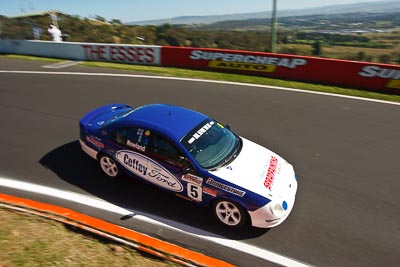 5;24-February-2012;5;Andrew-Nowland;Australia;Bathurst;Bathurst-12-Hour;Ford-Falcon-AU;Mt-Panorama;NSW;New-South-Wales;Saloon-Cars;auto;endurance;motorsport;racing;wide-angle