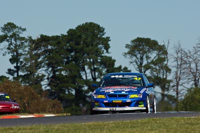 47;24-February-2012;Australia;Bathurst;Bathurst-12-Hour;Bruce-Heinrich;Holden-Commodore-VZ;Improved-Production;Mt-Panorama;NSW;New-South-Wales;auto;endurance;motorsport;racing;super-telephoto