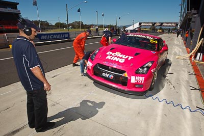 54;24-February-2012;54;Adam-Beechey;Anthony-Alford;Australia;Bathurst;Bathurst-12-Hour;Donut-King;Mt-Panorama;NSW;New-South-Wales;Nissan-GT‒R;Peter-Leemhuis;atmosphere;auto;endurance;motorsport;pitlane;racing;wide-angle