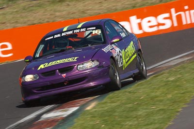 16;16;25-February-2012;Australia;Bathurst;Bathurst-12-Hour;Harley-Phelan;Holden-Commodore-VT;Mt-Panorama;NSW;New-South-Wales;Saloon-Cars;auto;endurance;motion-blur;motorsport;racing;super-telephoto