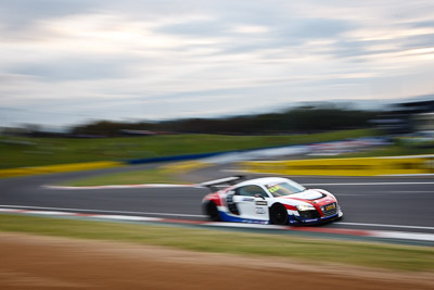 22;22;26-February-2012;Alain-Li;Audi-R8-LMS;Australia;Bathurst;Bathurst-12-Hour;Frank-Yu;Mark-Patterson;Mt-Panorama;NSW;New-South-Wales;United-Autosports;auto;endurance;motion-blur;motorsport;racing;wide-angle