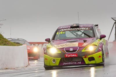 14;14;26-February-2012;Australia;Bathurst;Bathurst-12-Hour;Henk-Thijssen;Ivo-Breukers;Martin-Bailey;Mt-Panorama;NSW;New-South-Wales;Red-Camel-Jordans;Seat-Leon-20-TDI;auto;endurance;motorsport;racing;rain;super-telephoto;wet