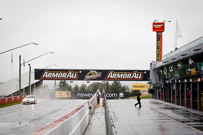 65;26-February-2012;65;Australia;Bathurst;Bathurst-12-Hour;Brett-Niall;Motorsport-Services;Mt-Panorama;NSW;New-South-Wales;Porsche-911-GT3-Cup-997;Scott-ODonnell;Simon-McLennon;auto;endurance;motorsport;racing;rain;telephoto;wet