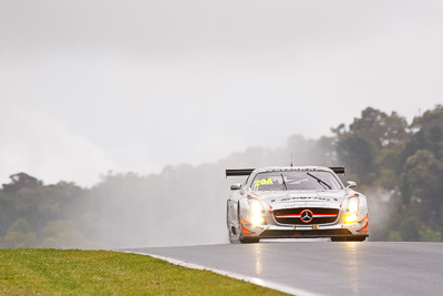 20;20;26-February-2012;Australia;Bathurst;Bathurst-12-Hour;Bret-Curtis;Erebus-Motorsport;Erebus-Racing;Jeroen-Bleekemolen;Mercedes‒Benz-SLS-AMG-GT3;Mt-Panorama;NSW;New-South-Wales;Peter-Hackett;Tim-Slade;auto;endurance;motorsport;racing;rain;super-telephoto;wet